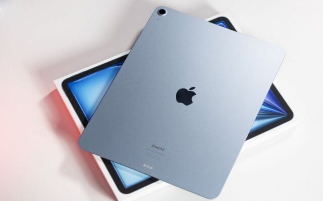  iPad Air (M2, 2024)